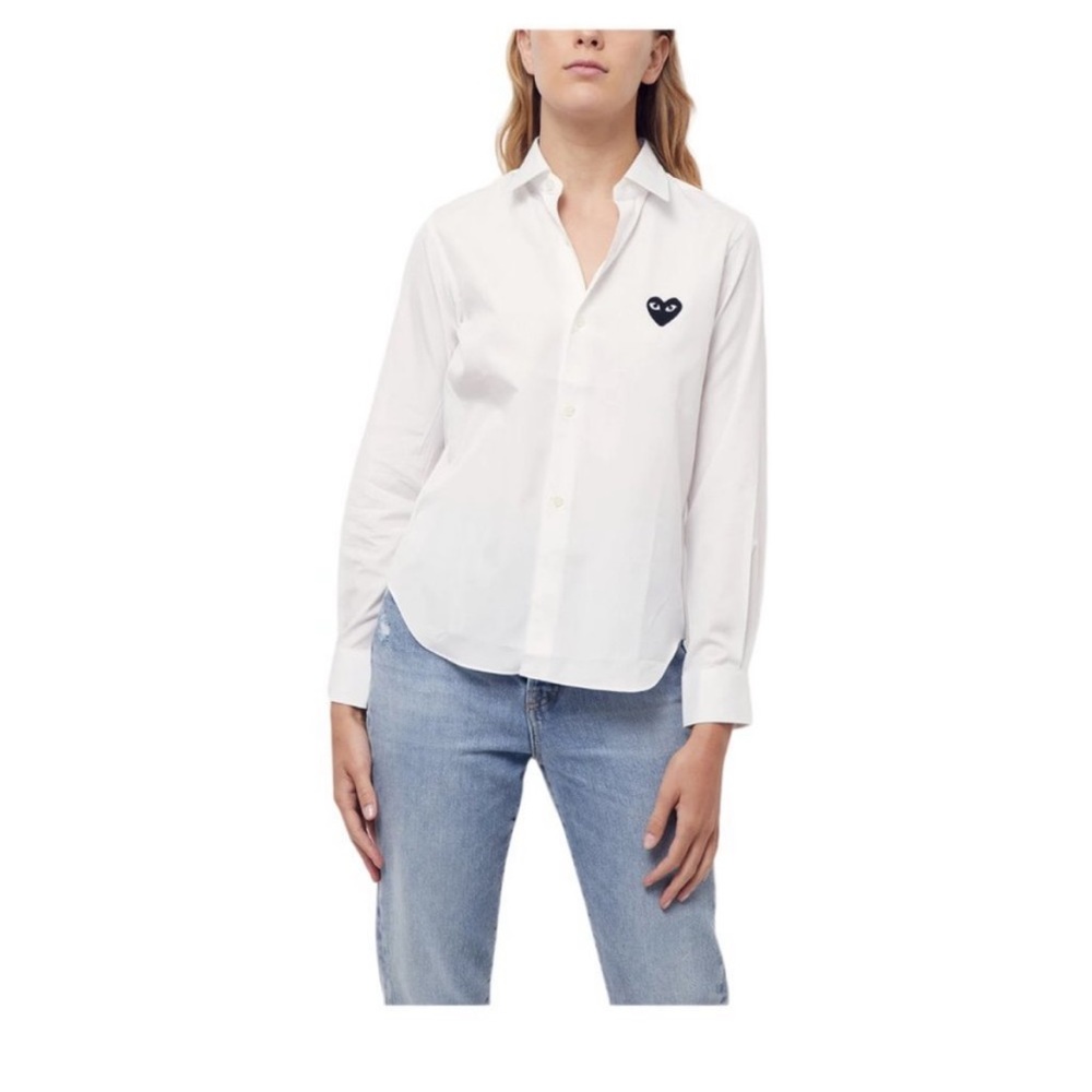 Comme des Garcons Women's White Classic Long Sleeve Button Up Shirt US S